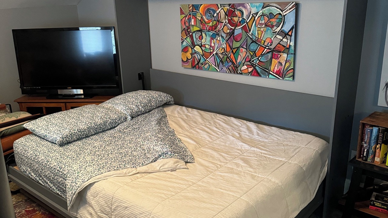 Photo of Bedroom in Lindley Park