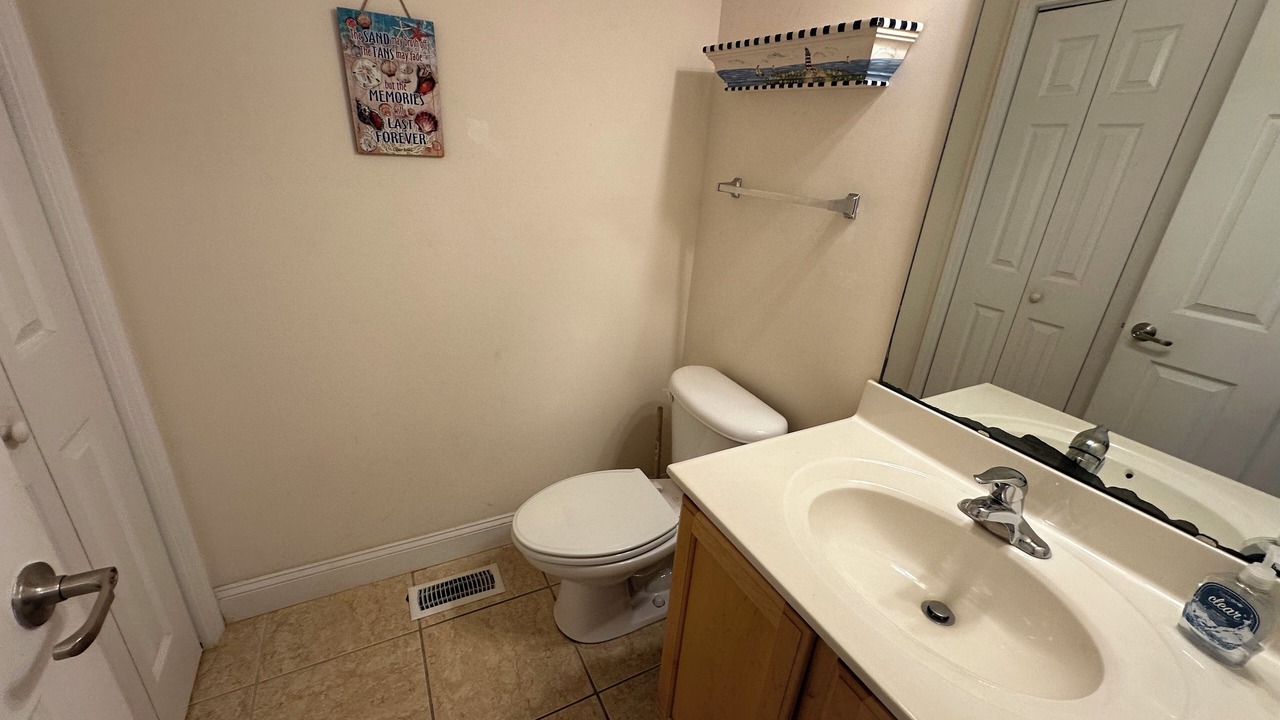 Photo of Bathroom in Rodanthe