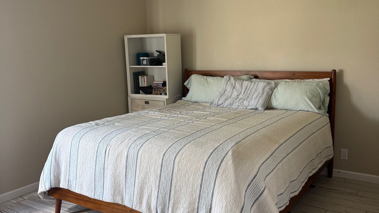 Photo of Bedroom in Thousand Oaks