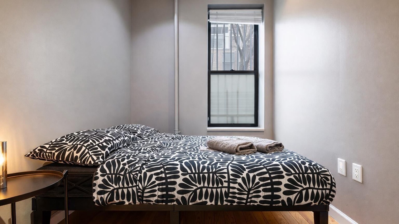Photo of Bedroom in Bloomingdale