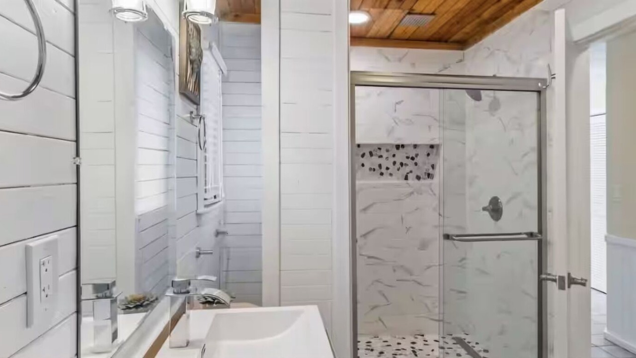 Photo of Bathroom in Salvo