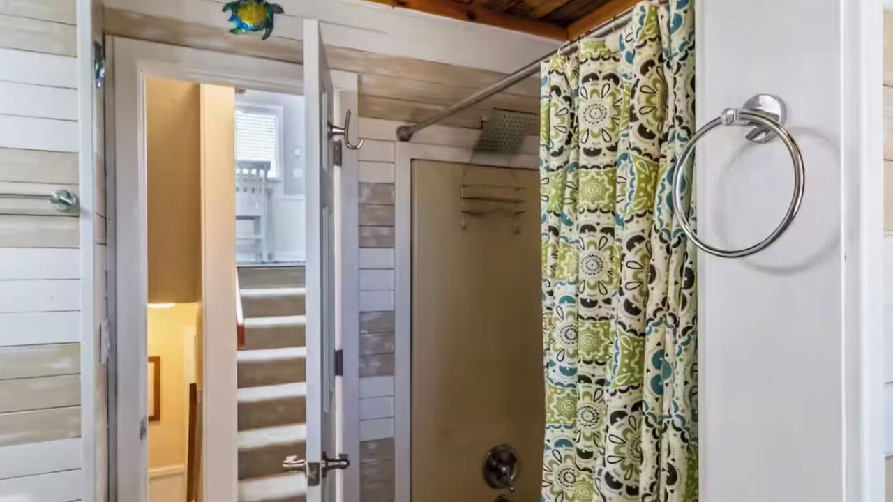 Photo of Bathroom in Salvo
