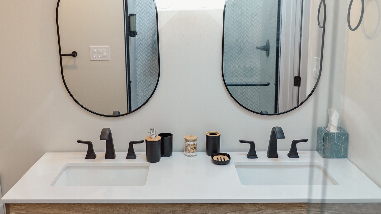 Photo of Bathroom in Cleveland Park