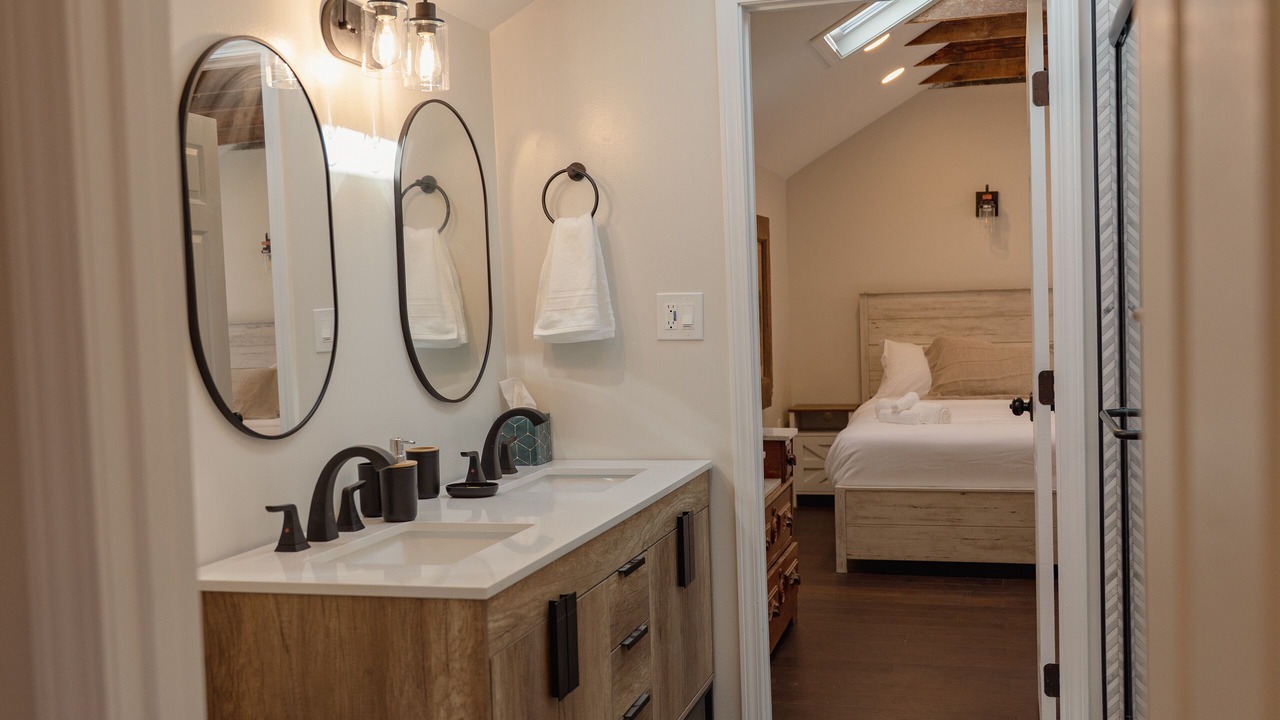 Photo of Bathroom in Cleveland Park