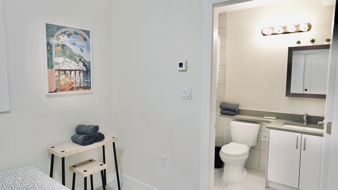 Photo of Bathroom in Knight