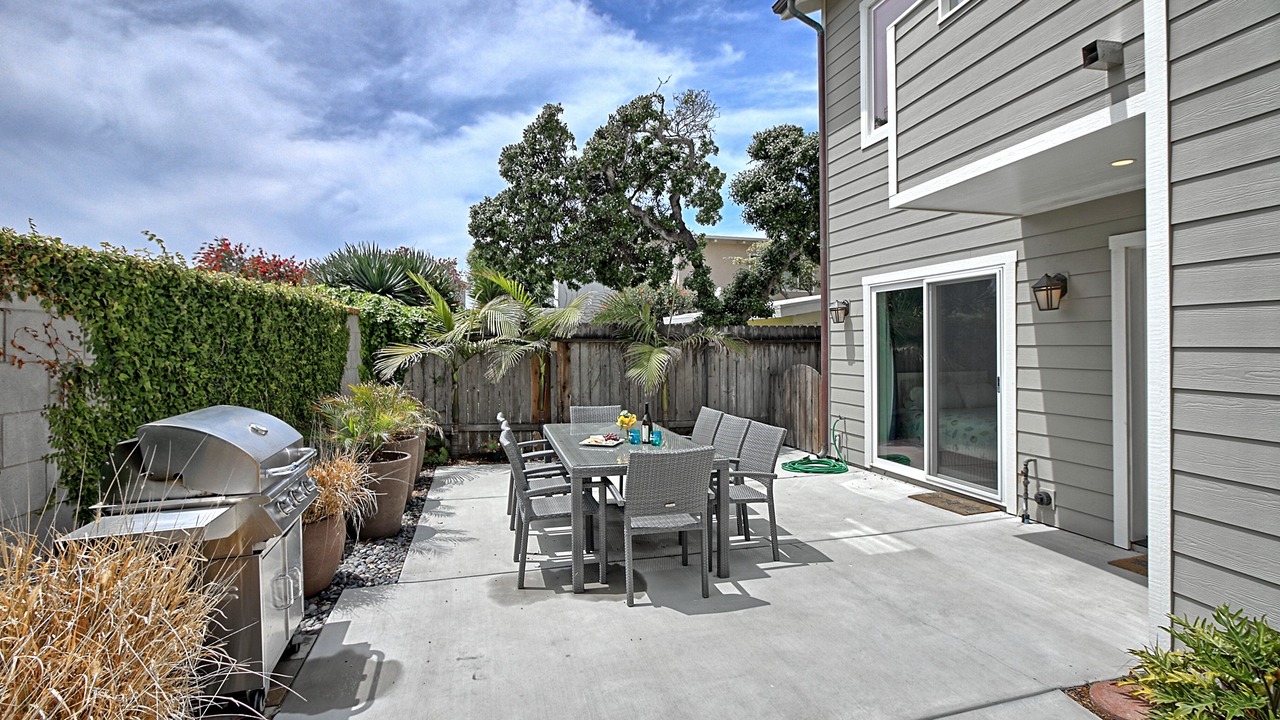 Photo of Outdoor in Pierpont Bay