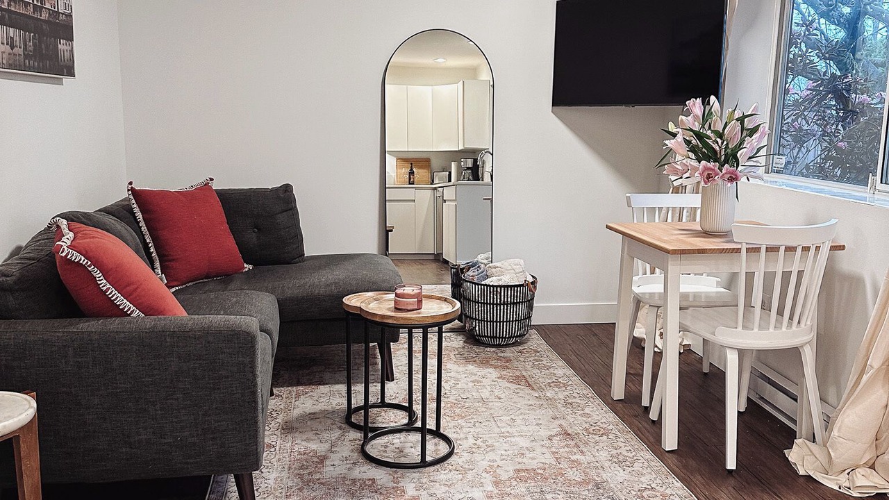 Photo of Livingroom in North Vancouver