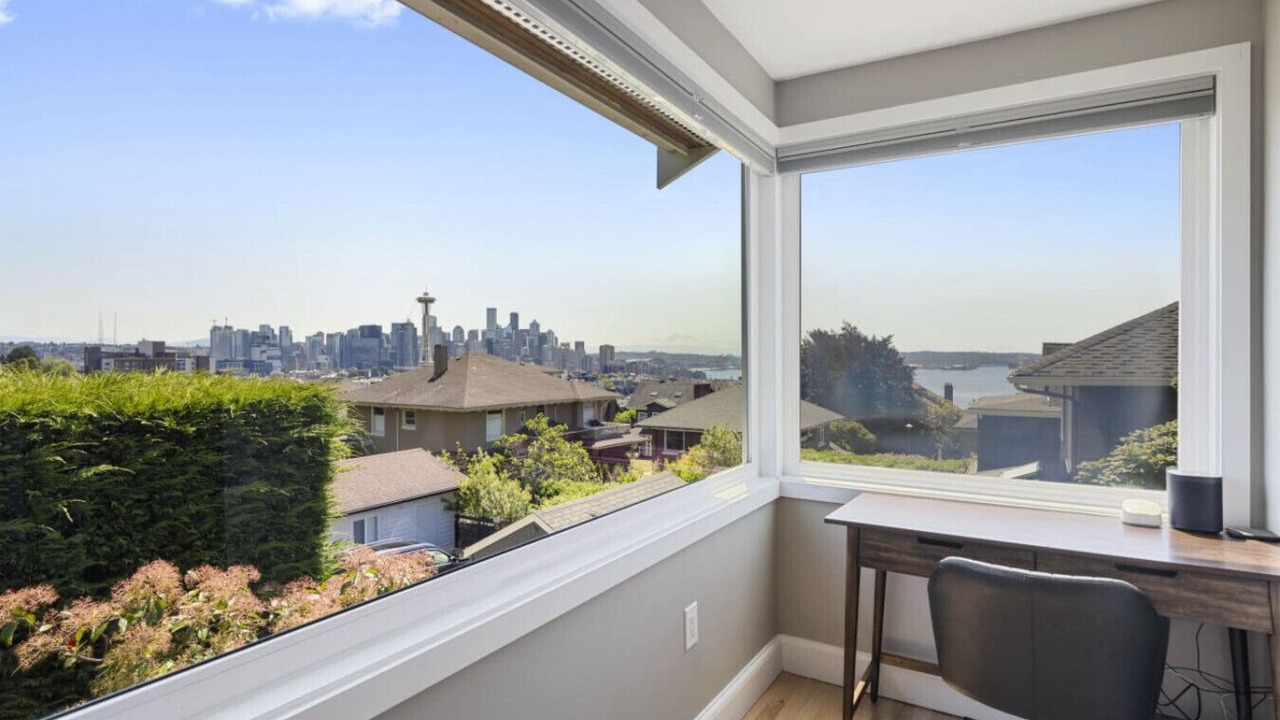 Photo of Others in Lower Queen Anne
