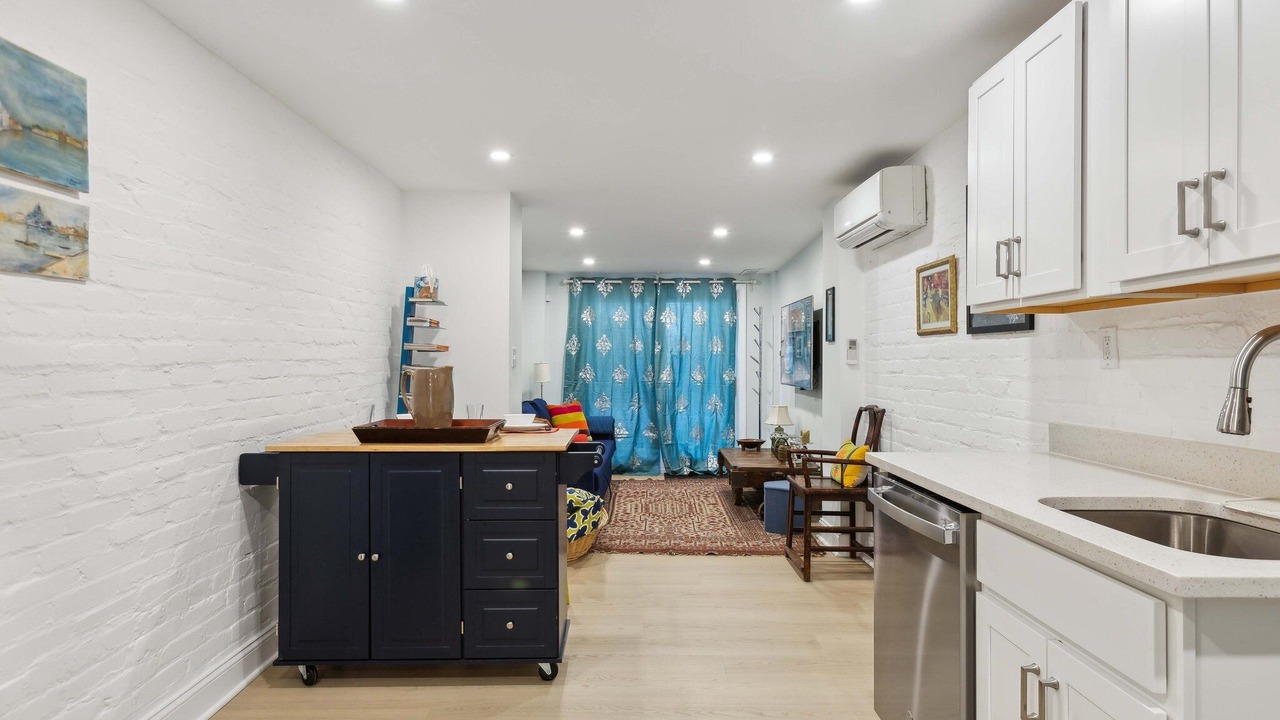 Photo of Kitchen in Woodley Park