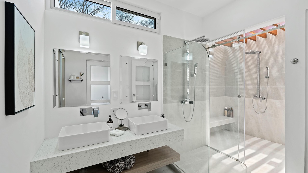 Photo of Bathroom in Avellanas Beach
