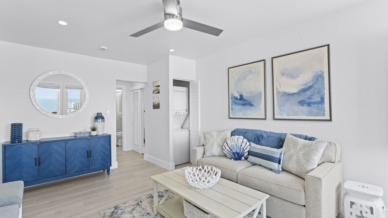 Photo of Livingroom in Laguna Beach