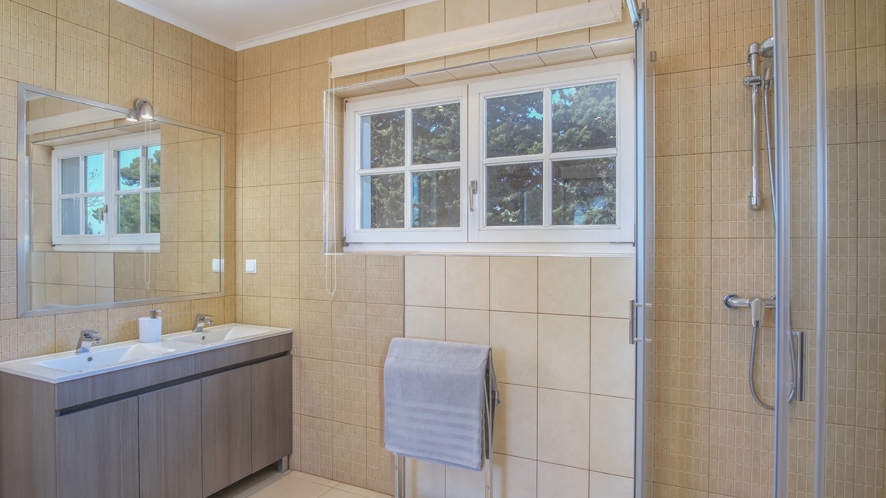 Photo of Bathroom in Funchal
