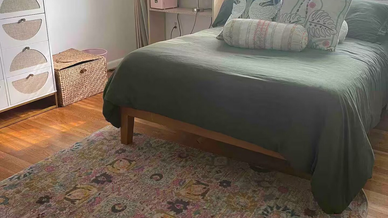 Photo of Bedroom in Aspen Hill