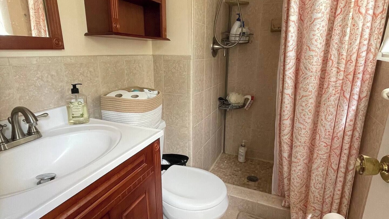 Photo of Bathroom in Aspen Hill