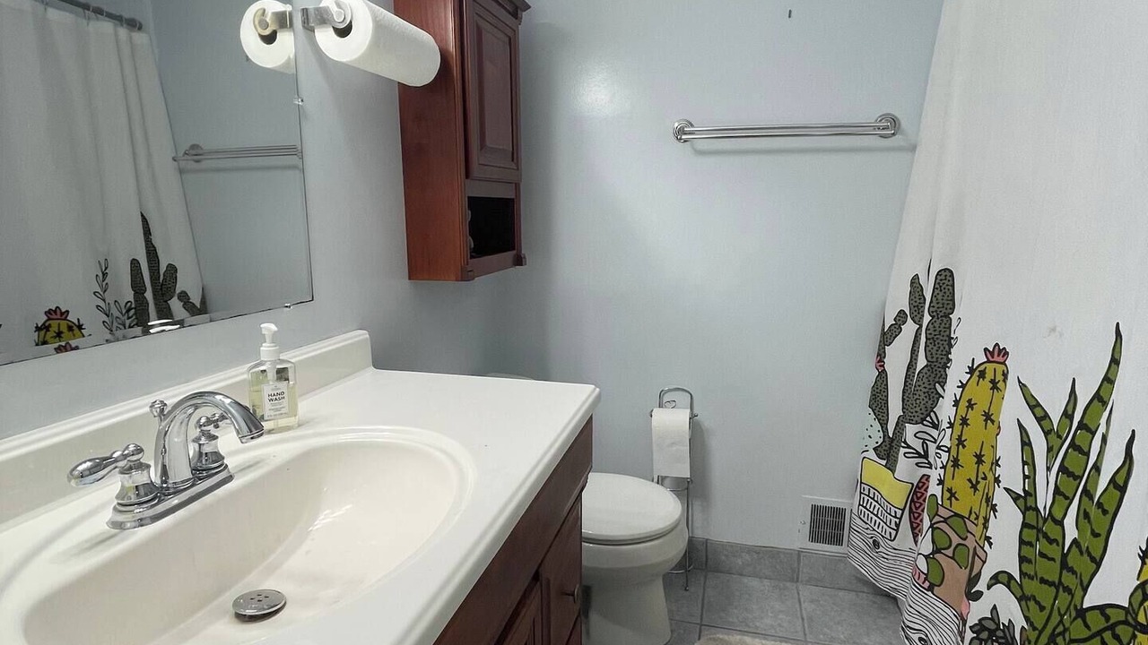 Photo of Bathroom in Aspen Hill