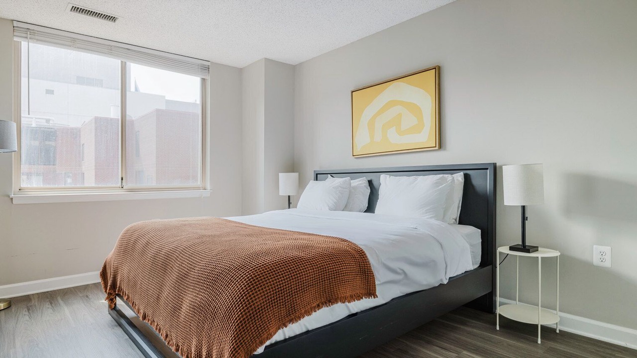 Photo of Bedroom in Connecticut Ave - K Street