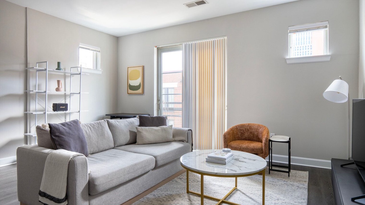 Photo of Livingroom in Bethesda