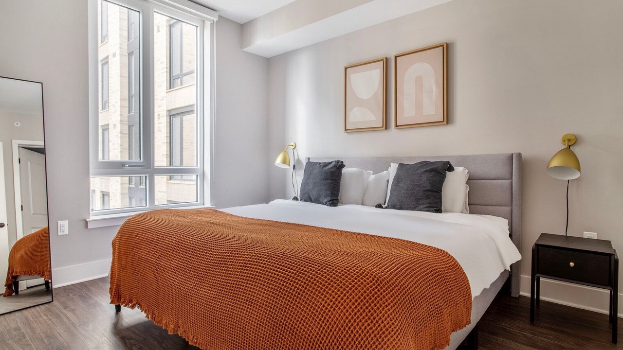 Photo of Bedroom in North Capitol Street