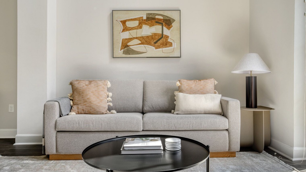 Photo of Livingroom in Bethesda