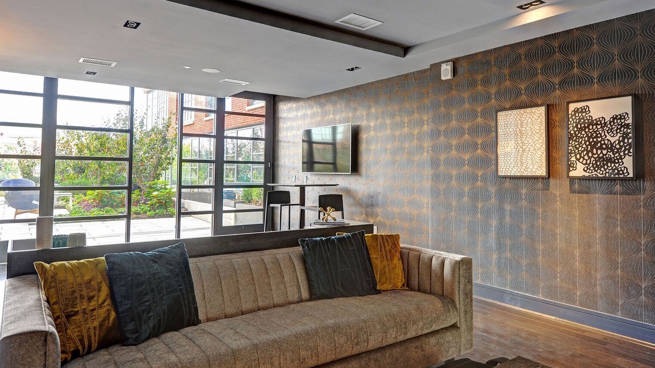 Photo of Livingroom in District Wharf