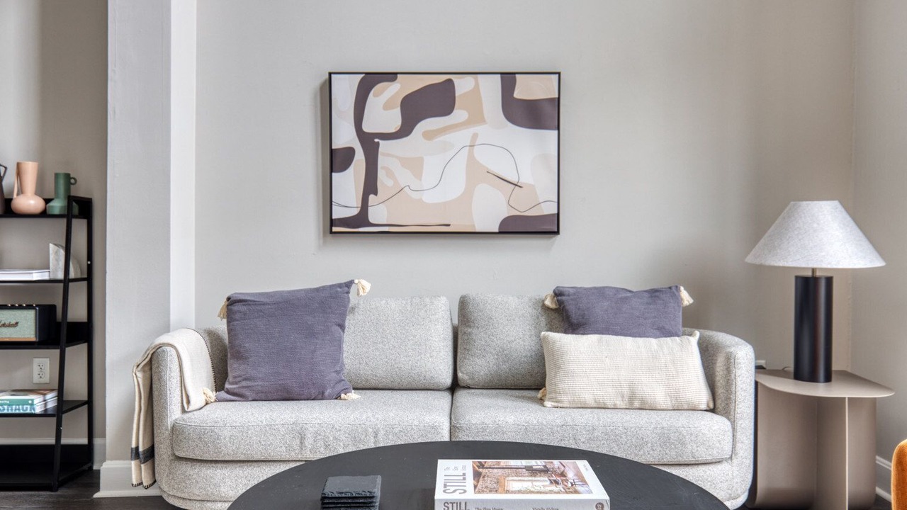 Photo of Livingroom in Bethesda
