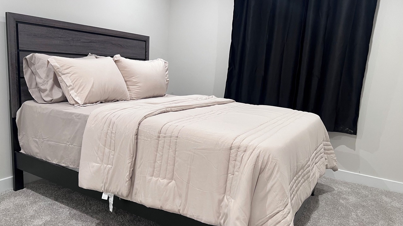 Photo of Bedroom in Upper Marlboro
