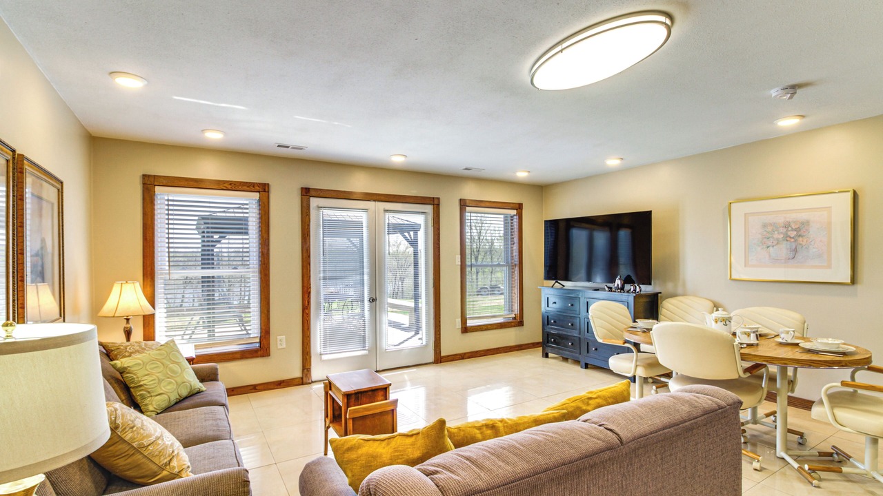 Photo of Livingroom in Underwood