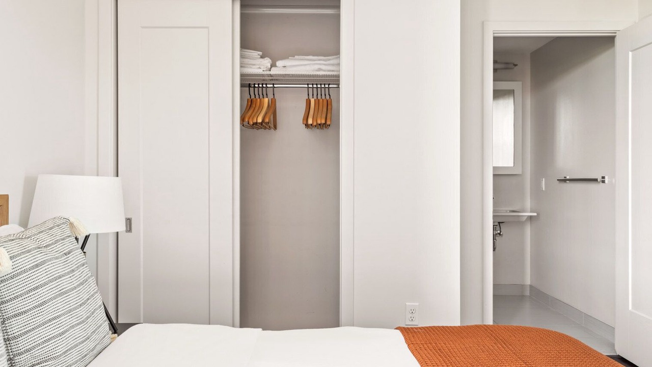 Photo of Bedroom in District Wharf