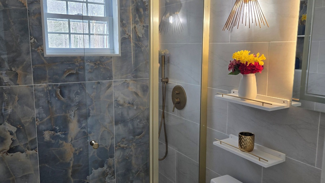 Photo of Bathroom in Whitesboro