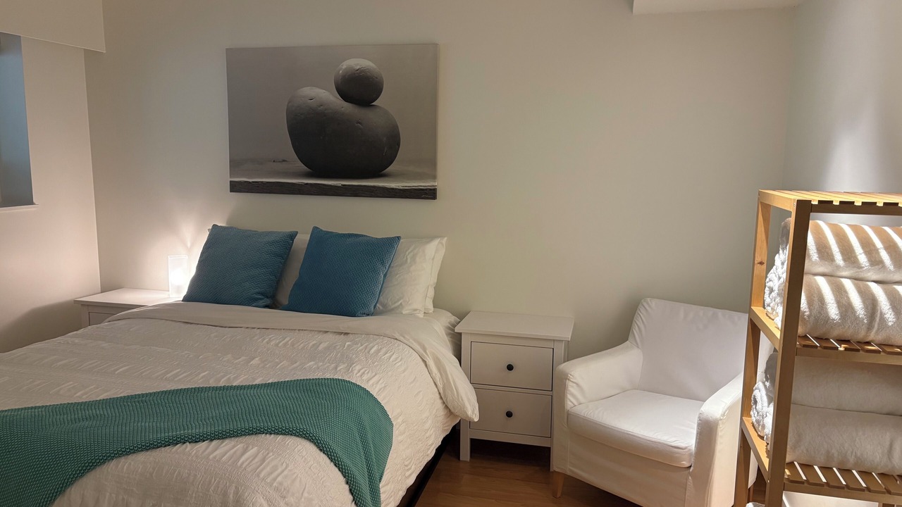 Photo of Bedroom in Lynn Valley