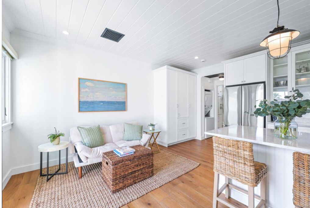 Photo of Livingroom in Laguna Beach