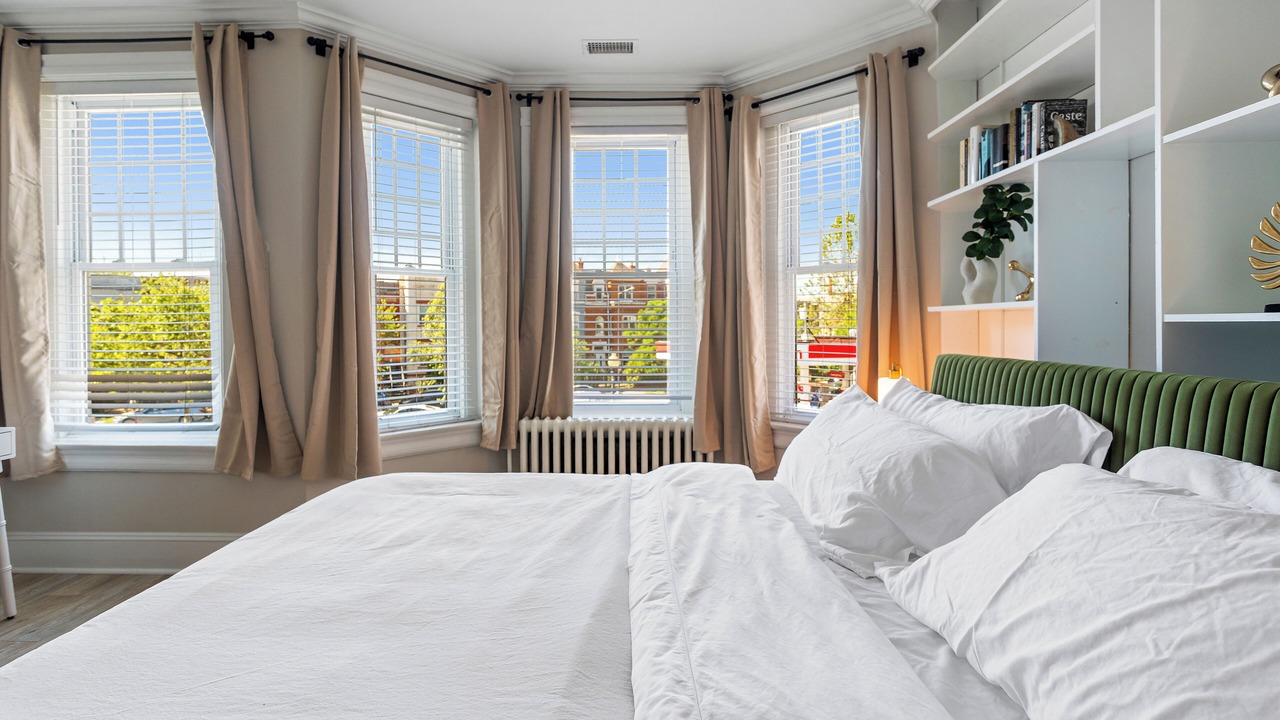 Photo of Bedroom in Bloomingdale