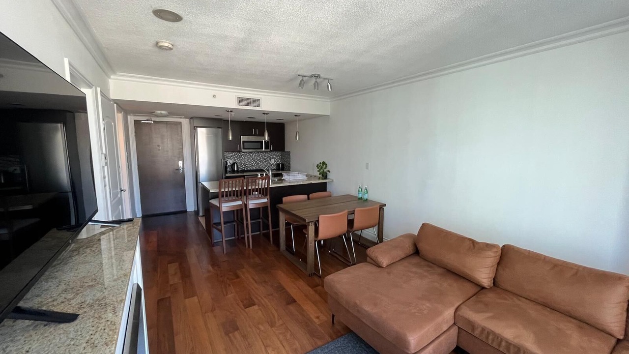 Photo of Livingroom in Lower Lonsdale