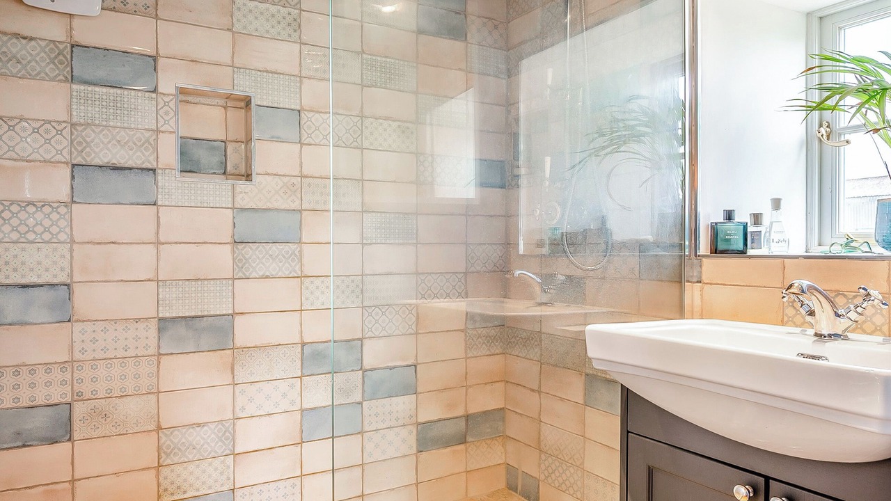 Photo of Bathroom in Moreton-in-Marsh