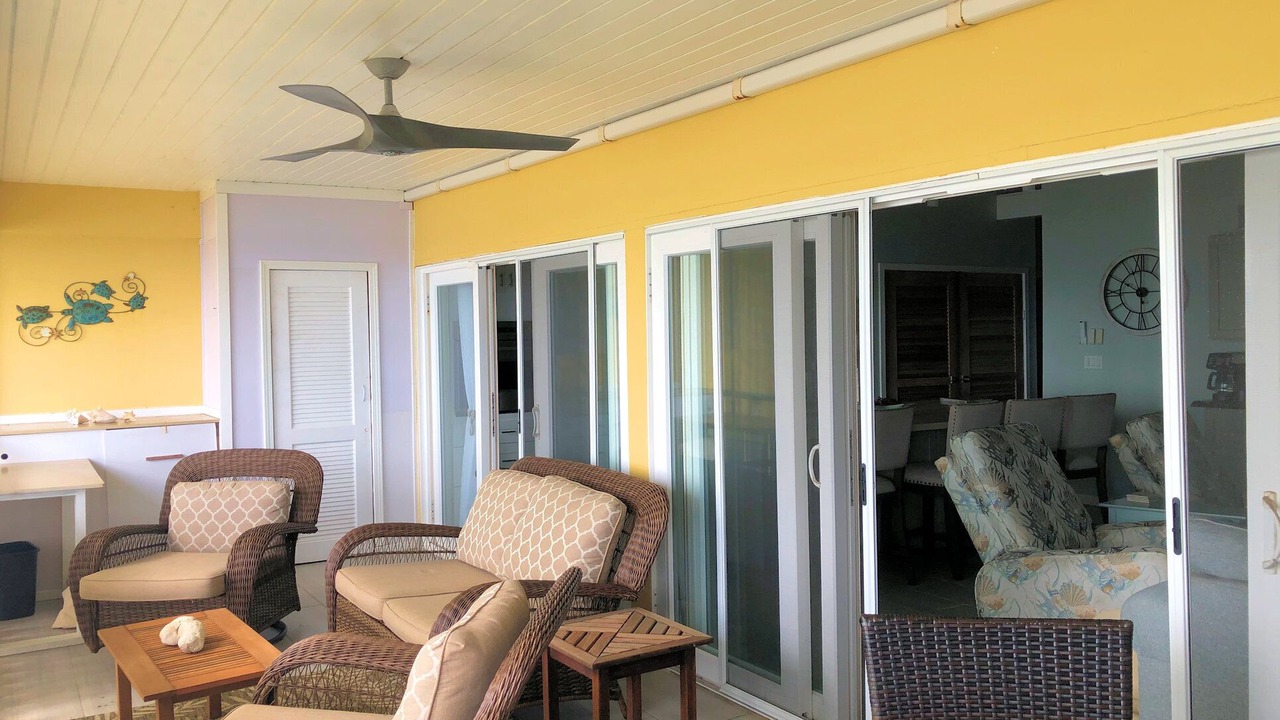 Photo of Patio Balcony in Estate Golden Rock
