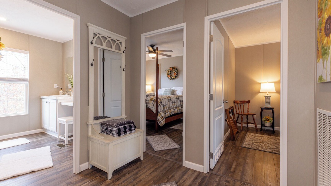 Photo of Bedroom in Purlear