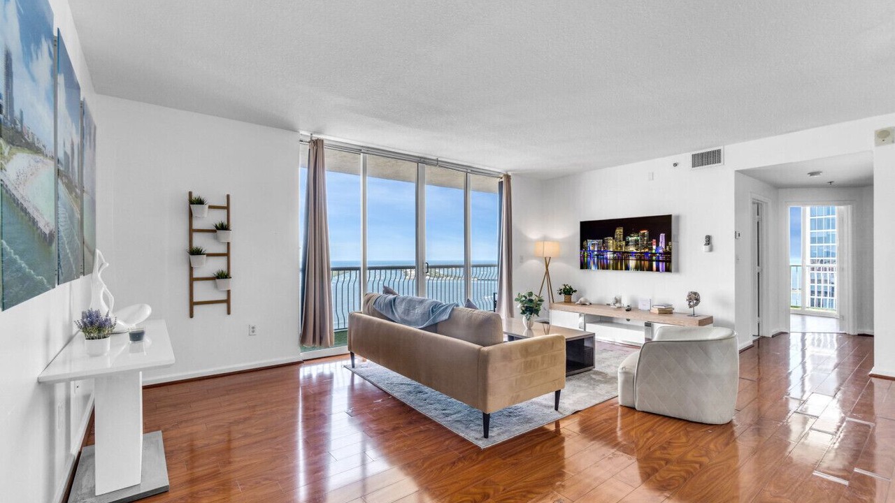 Photo of Livingroom in Brickell