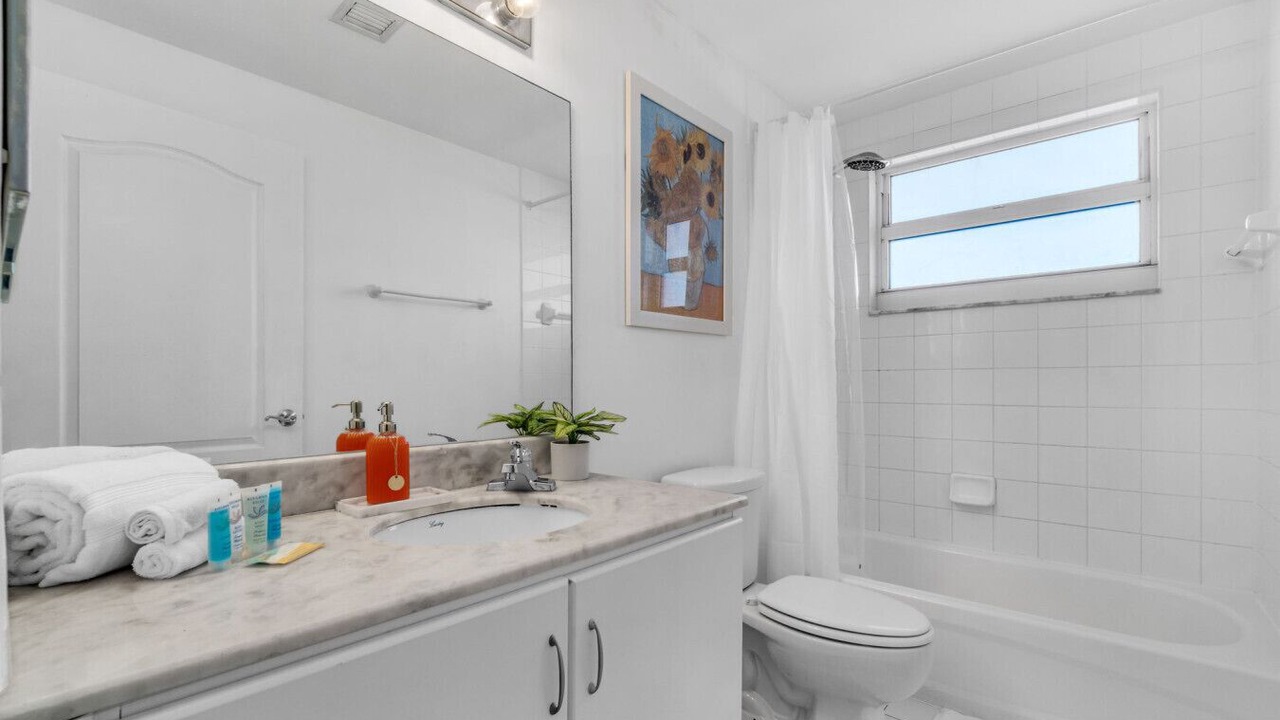 Photo of Bathroom in Brickell