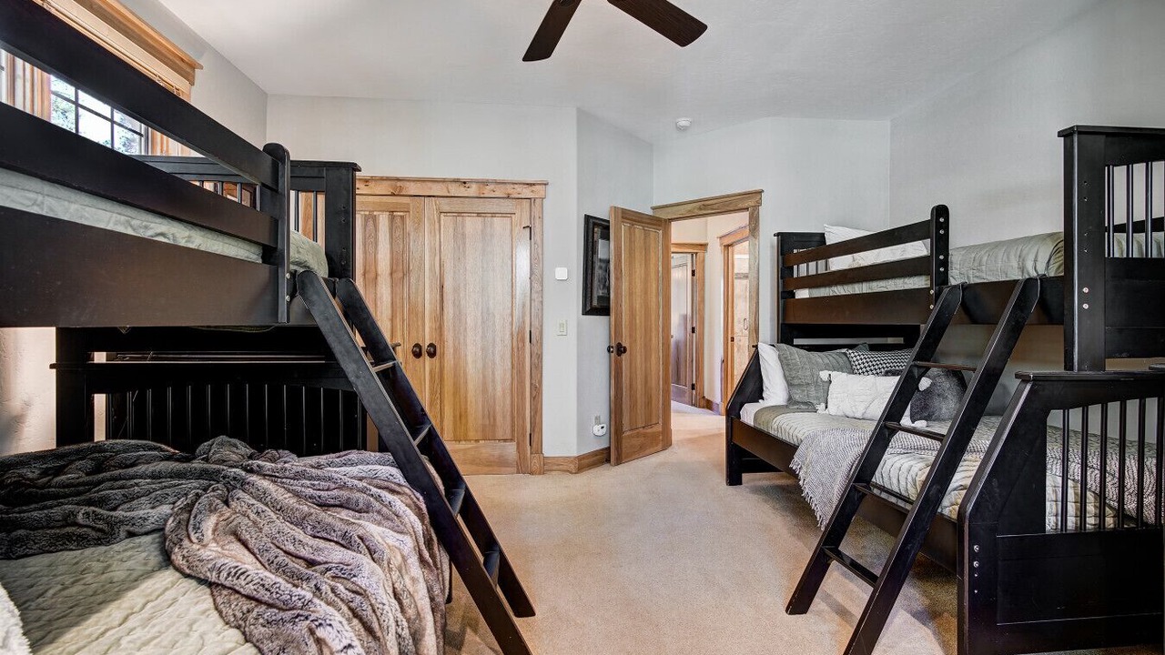 Photo of Bedroom in Christie Heights