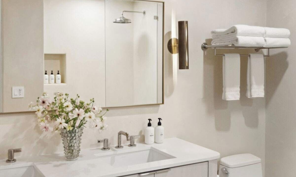Photo of Bathroom in Laguna