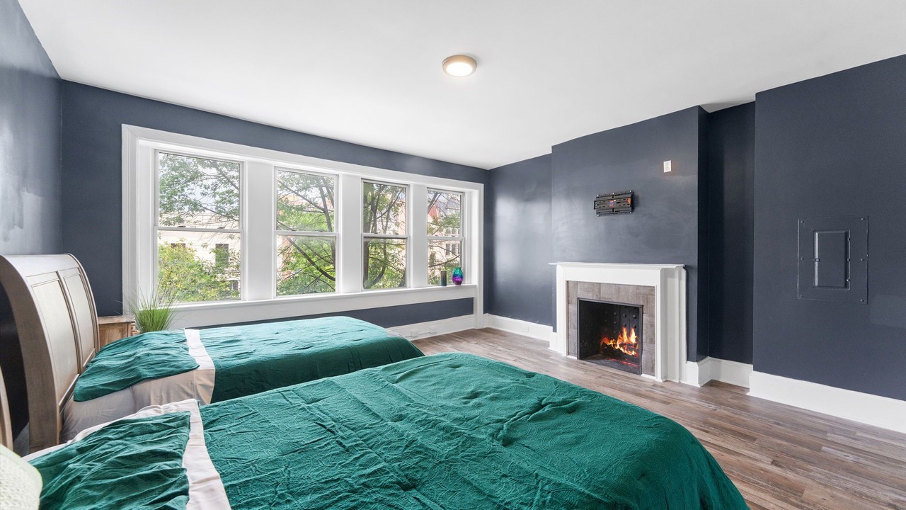 Photo of Bedroom in Kalorama Heights
