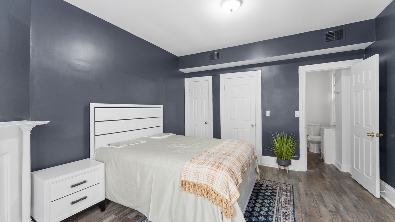 Photo of Bedroom in Kalorama Heights