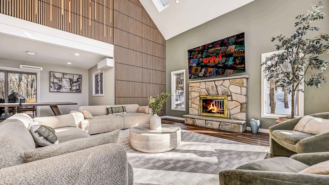 Photo of Livingroom in East Stroudsburg