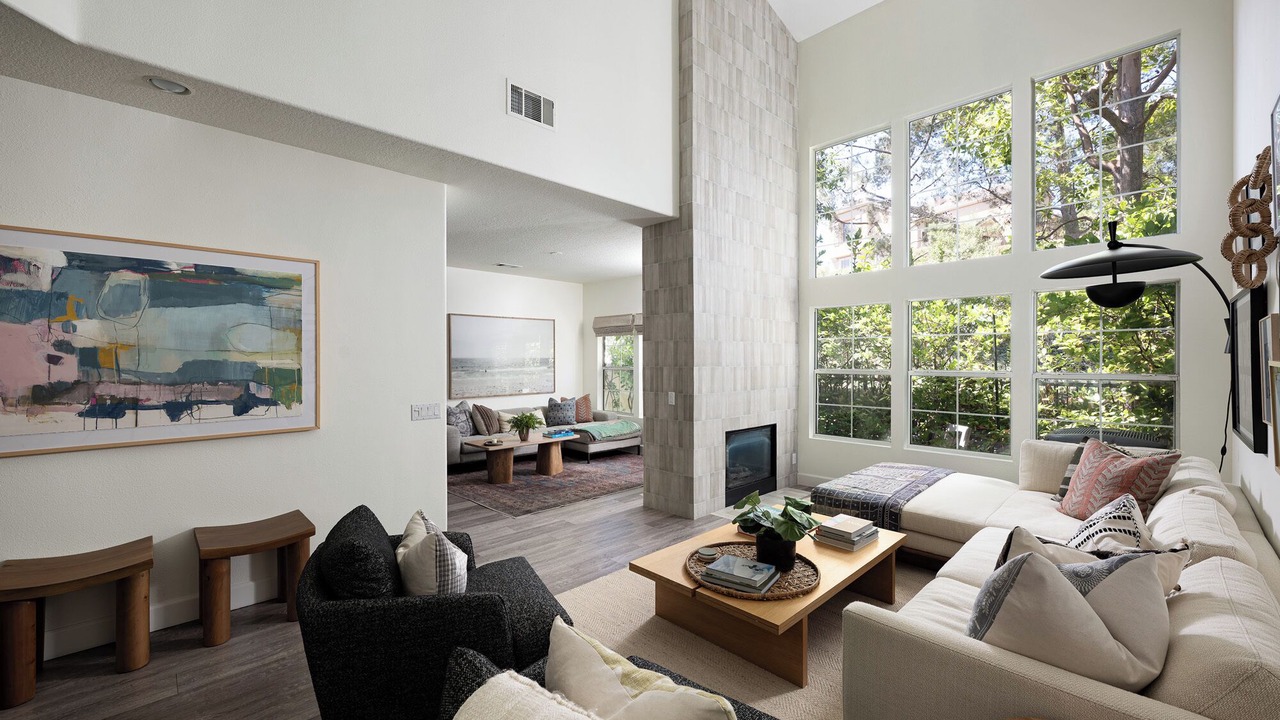 Photo of Livingroom in Newport Coast