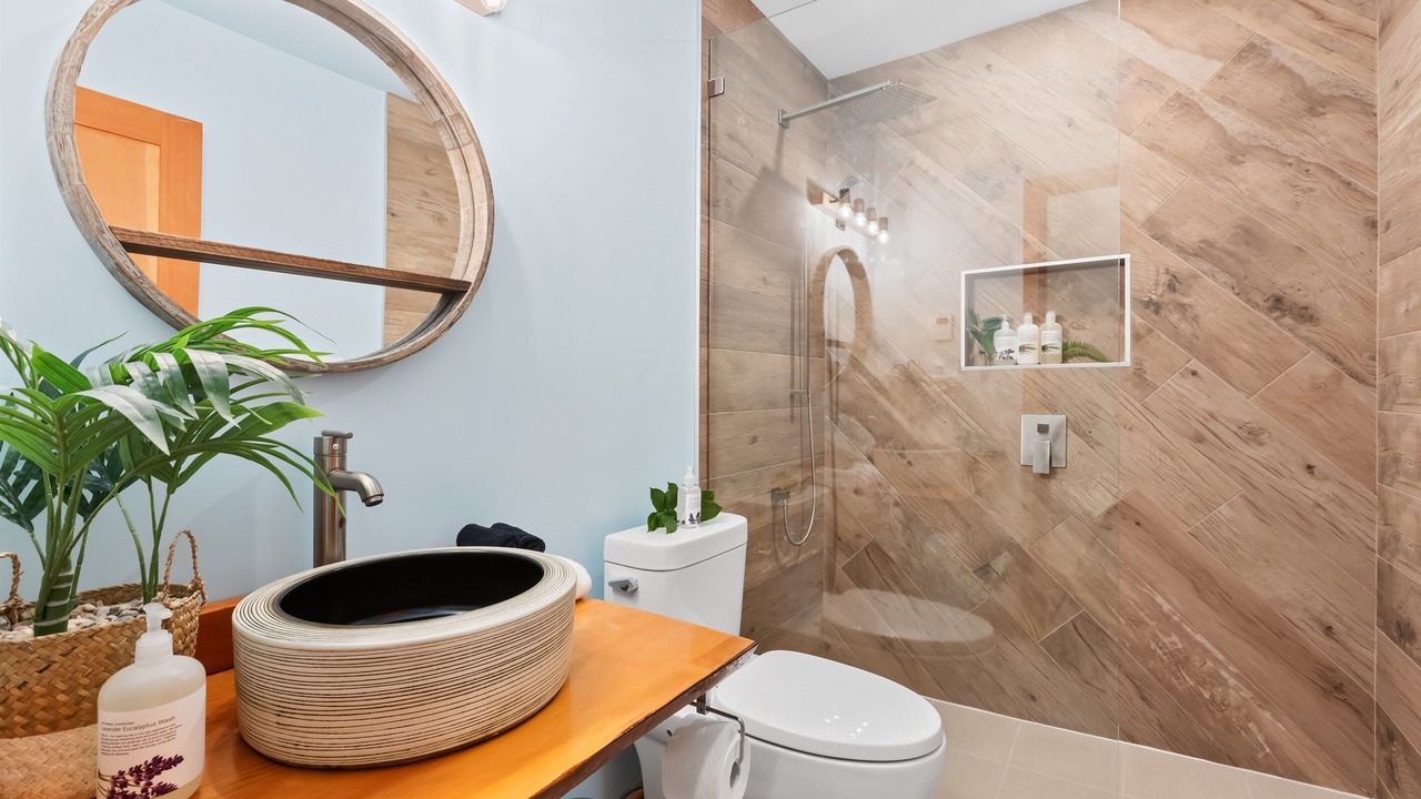Photo of Bathroom in Ucluelet