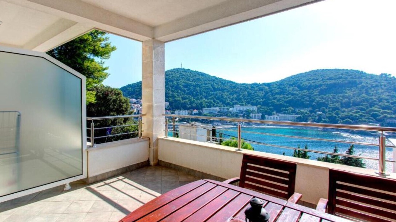 Photo of Patio Balcony in Babin Kuk
