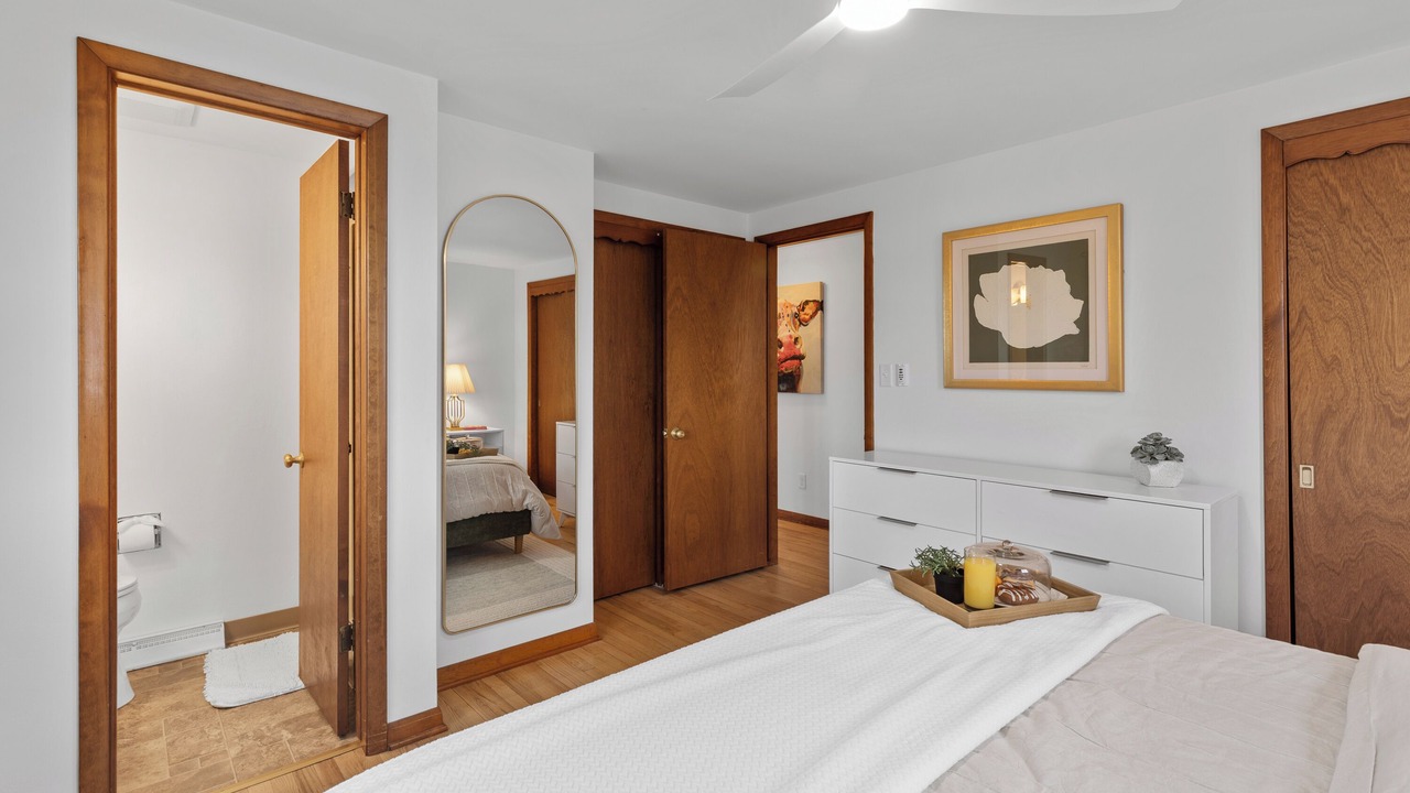 Photo of Bedroom in Ashwaubenon