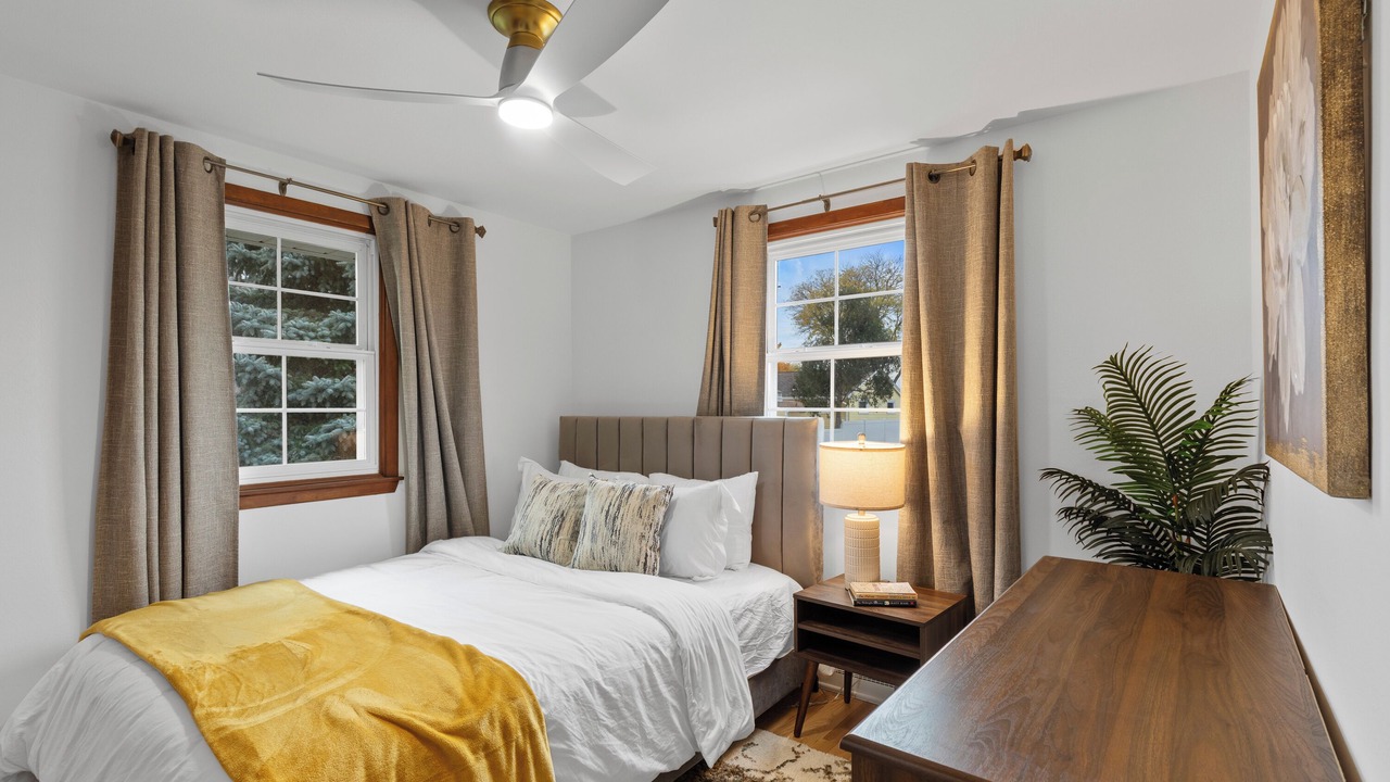 Photo of Bedroom in Ashwaubenon
