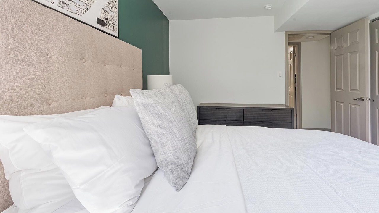 Photo of Bedroom in Greenbelt