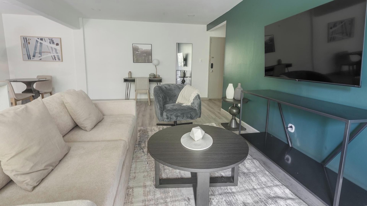 Photo of Livingroom in Greenbelt